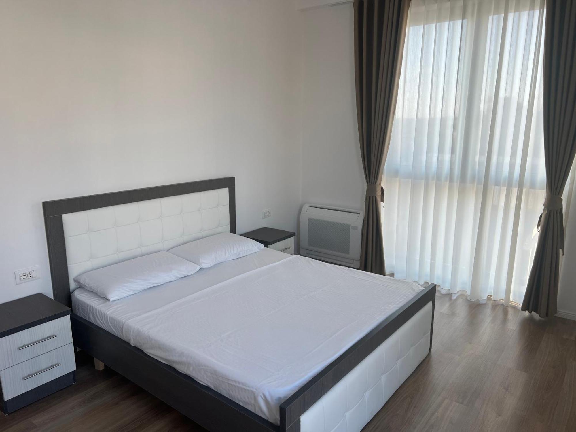 Edb * Tiranë